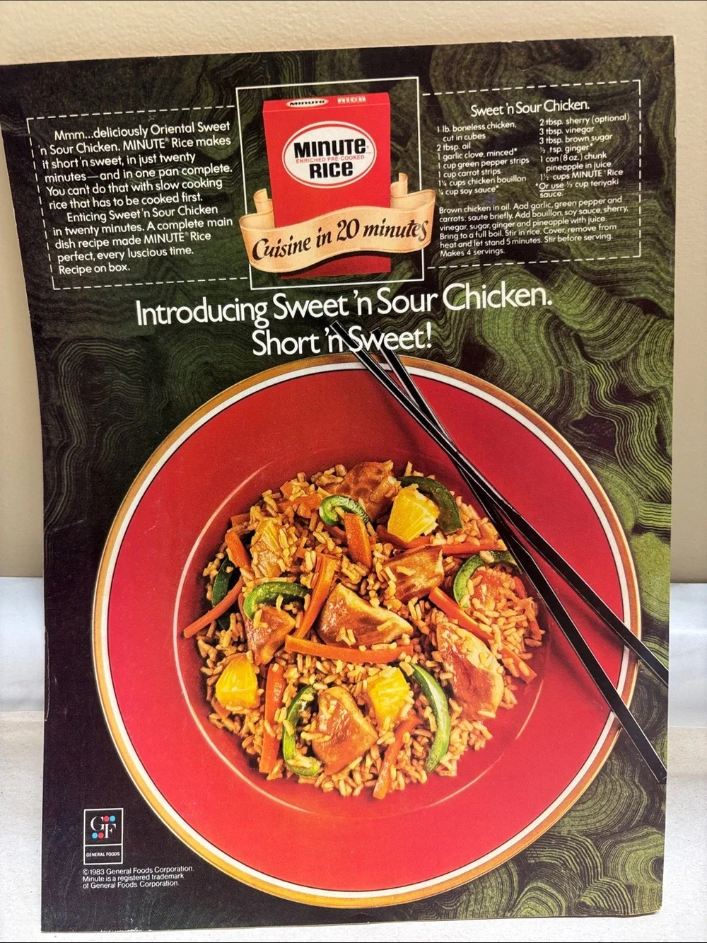 Assorted paperback cooking recipe book/magazine